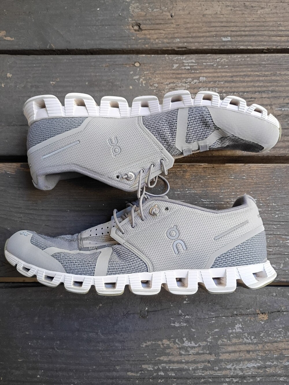 On Running Cloud Athletic Shoes - Light Gray/White Women's Size 9.5
